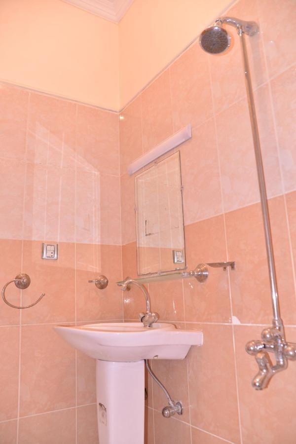 Redbury Guesthouse Islamabad Extérieur photo