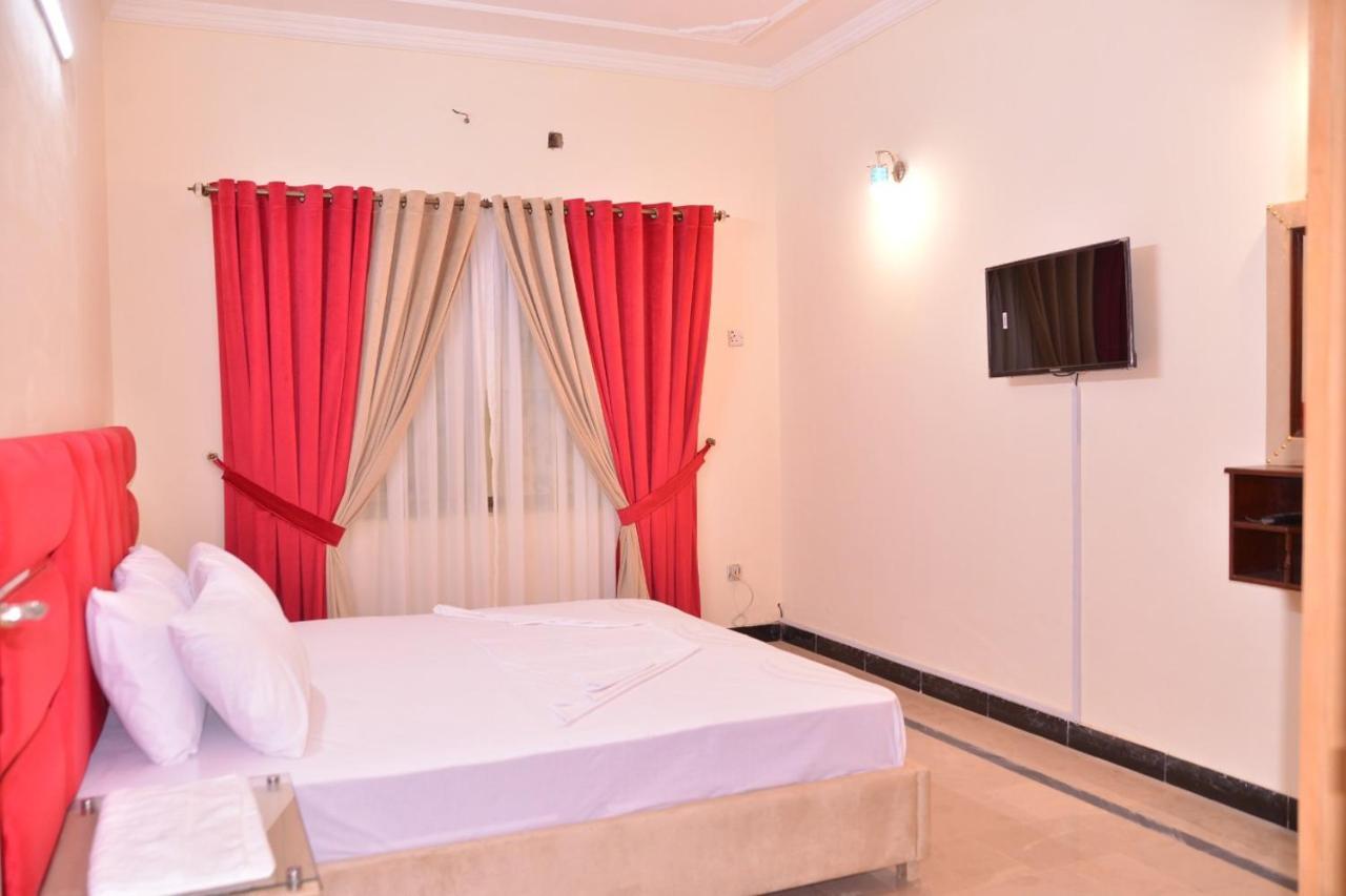 Redbury Guesthouse Islamabad Extérieur photo
